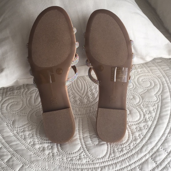 Sandals - Picture 4 of 5